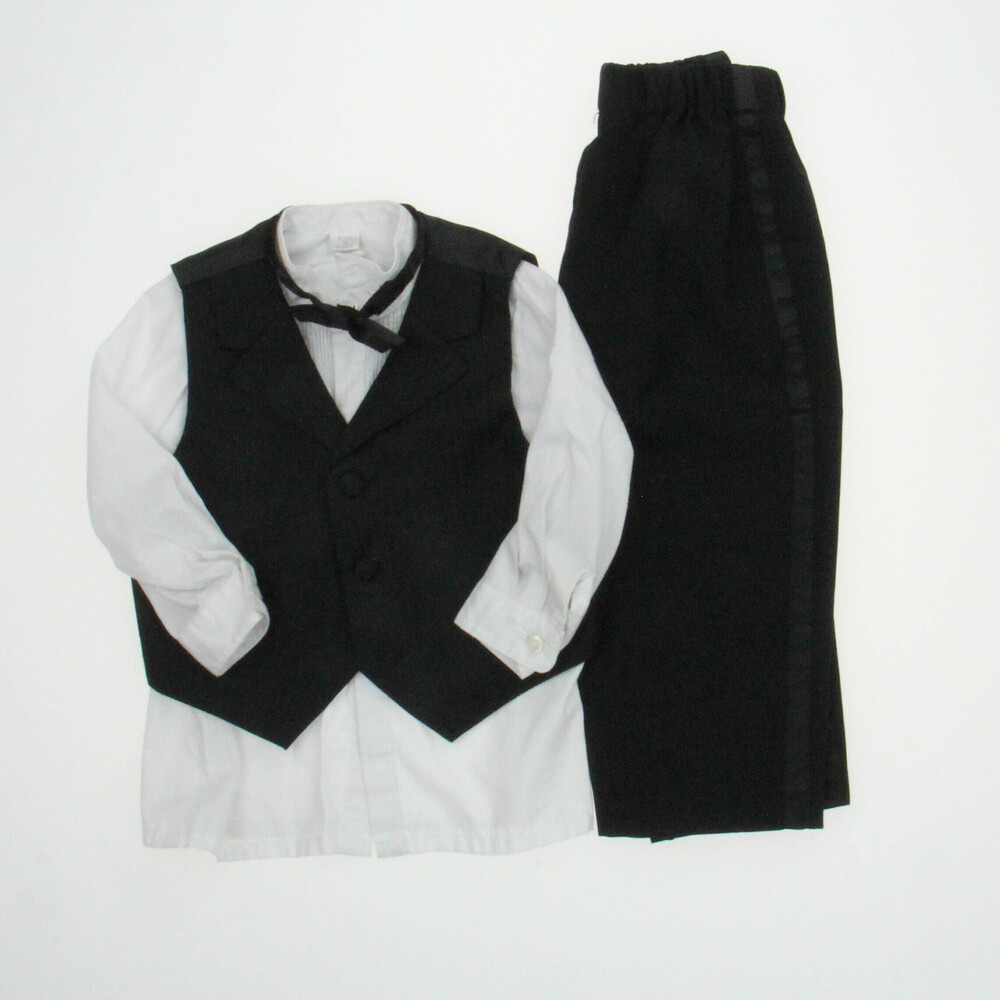 Calla Boys Black | White Special Occasion Outfit size: 12-18 Months